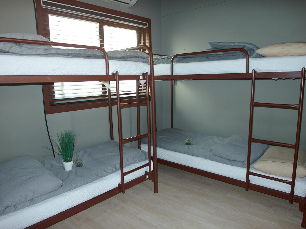 Fnstay Muslim Friendly Guesthouse Seoul Exterior photo